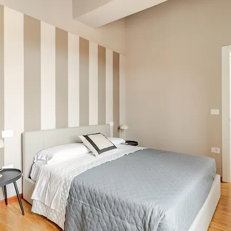 Piazza Del Popolo Design Living Cesena
