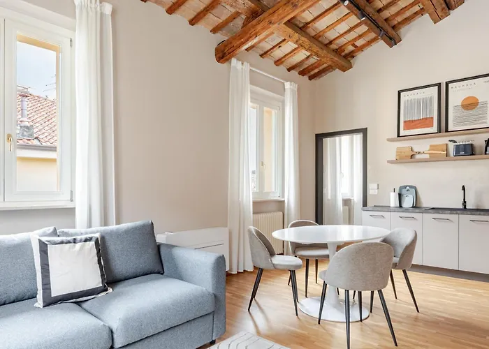 Piazza Del Popolo Design Living